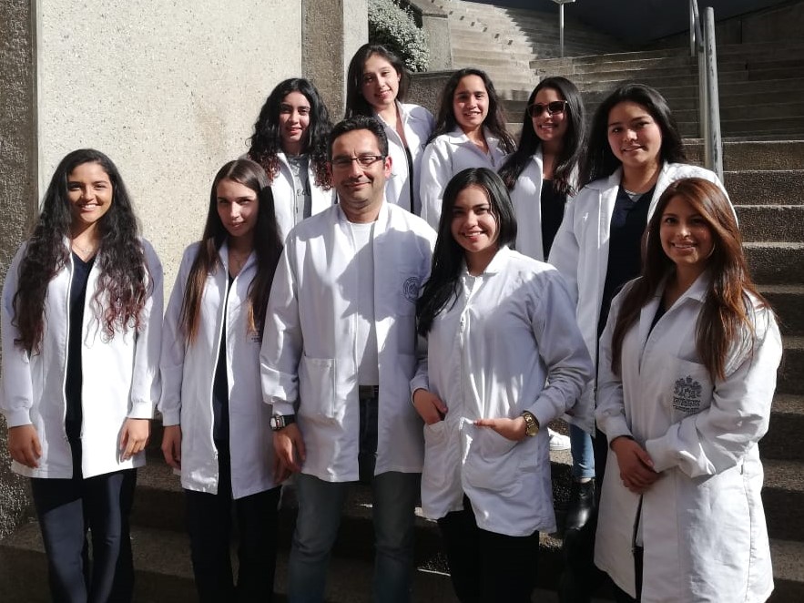 Semillero de Investigación en Degradación de Polímeros Plásticos Contaminantes imagen